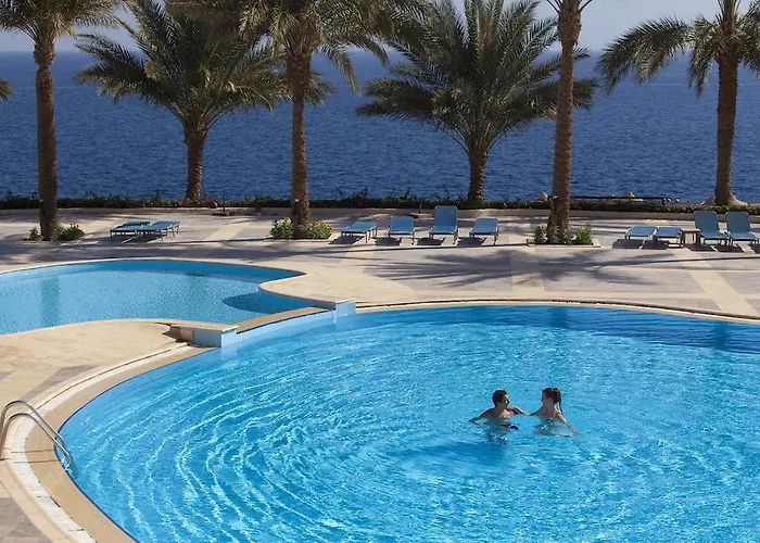 Club Resort